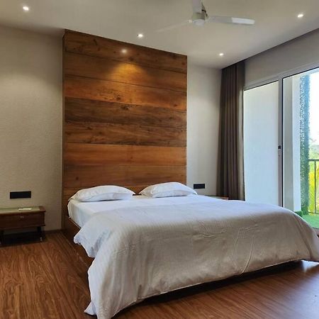 Gulzar 2Bhk Service Apartment, Kannur Esterno foto