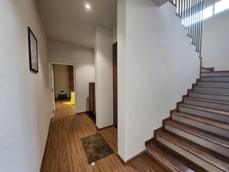 Gulzar 2Bhk Service Apartment, Kannur Esterno foto